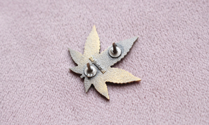 Gold Pot Leaf Pin